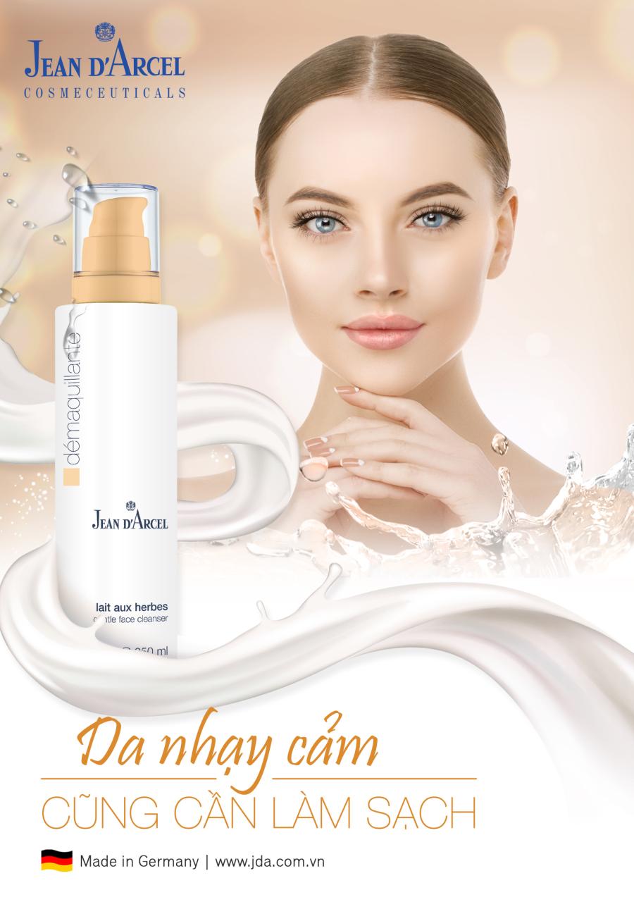 Sữa rửa mặt cho da khô và da nhạy cảm